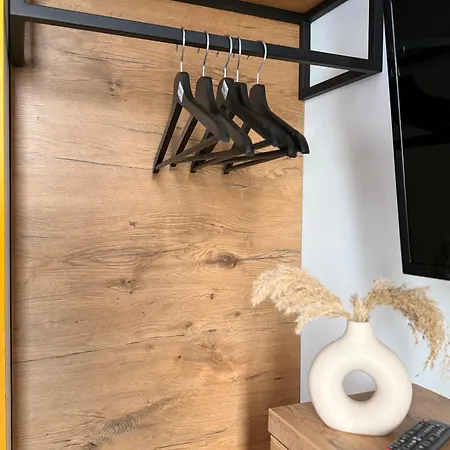 아파트 Seaside - Podgrzewany Basen, Darmowy Parking 레왈