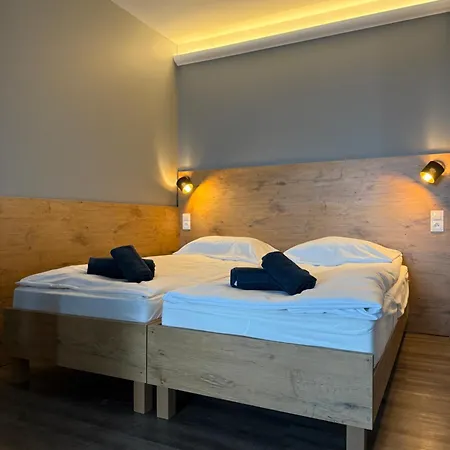 Seaside - Podgrzewany Basen, Darmowy Parking Apartment