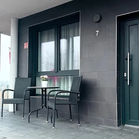 Apartment Seaside - Podgrzewany Basen, Darmowy Parking *