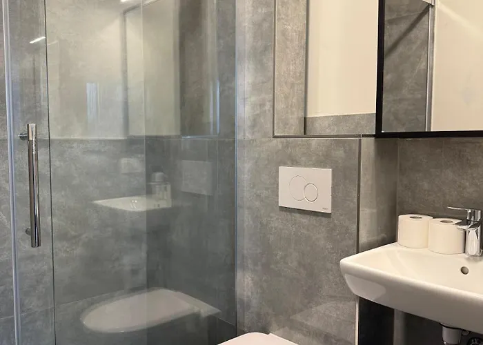 Seaside - Podgrzewany Basen, Darmowy Parking Rewal